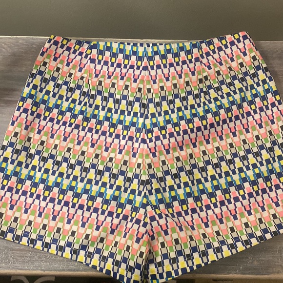 Soft stylish and comfy tennis shorts - Picture 3 of 3